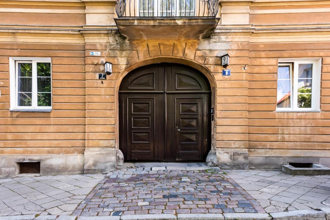Comfortable Old Town Apartament *